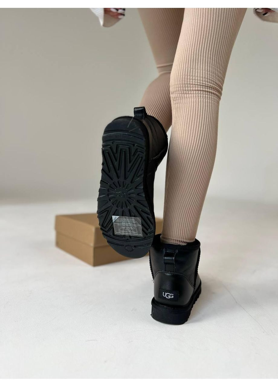 Уги Женские UGG Classic Mini Black Leather (Шкіра) (366196794)