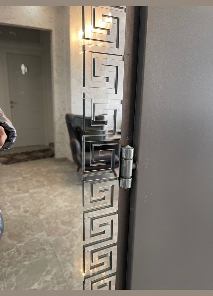 Дзеркальні акрилові наклейки Орнамент срібний 8 х 8 см 10 шт набор Б153-10 No Brand (302242047)