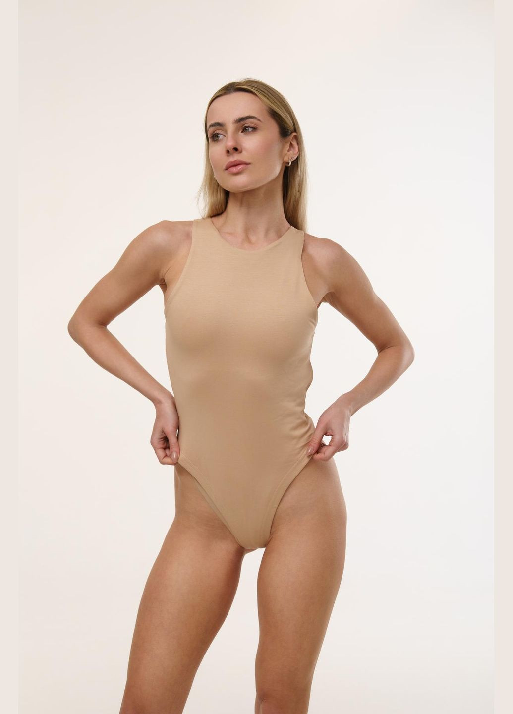 Боді "Ona" бежеве Intruder (336999429)