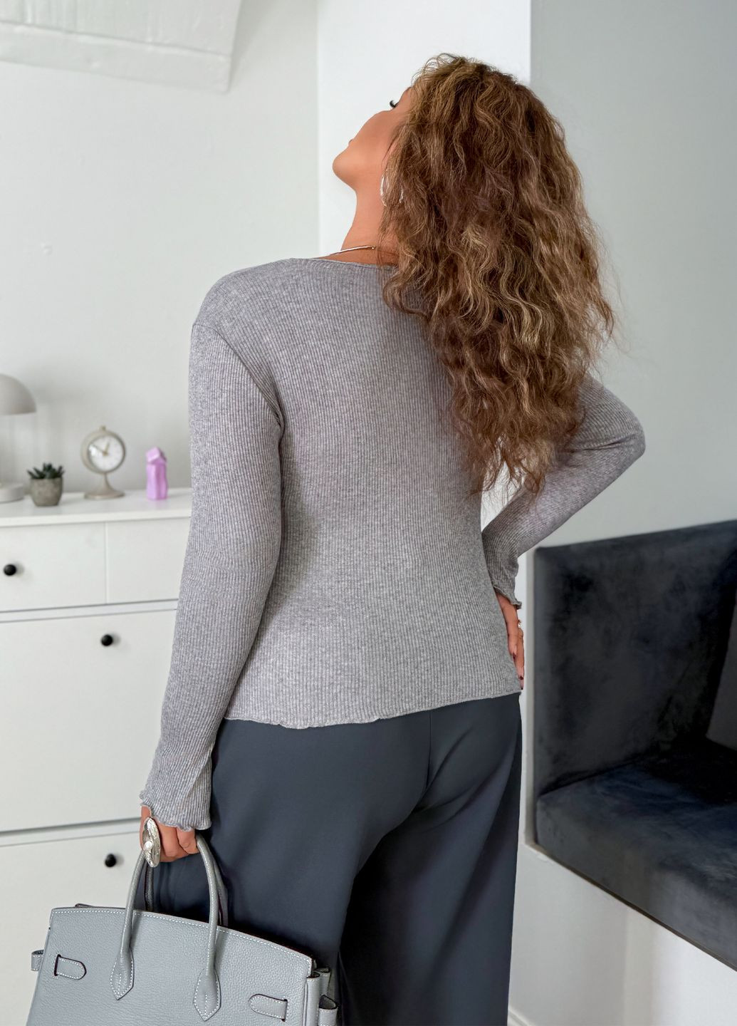 Лонгслив женский с вырезом приталенный из ангоры в рубчик No Brand (364229797)