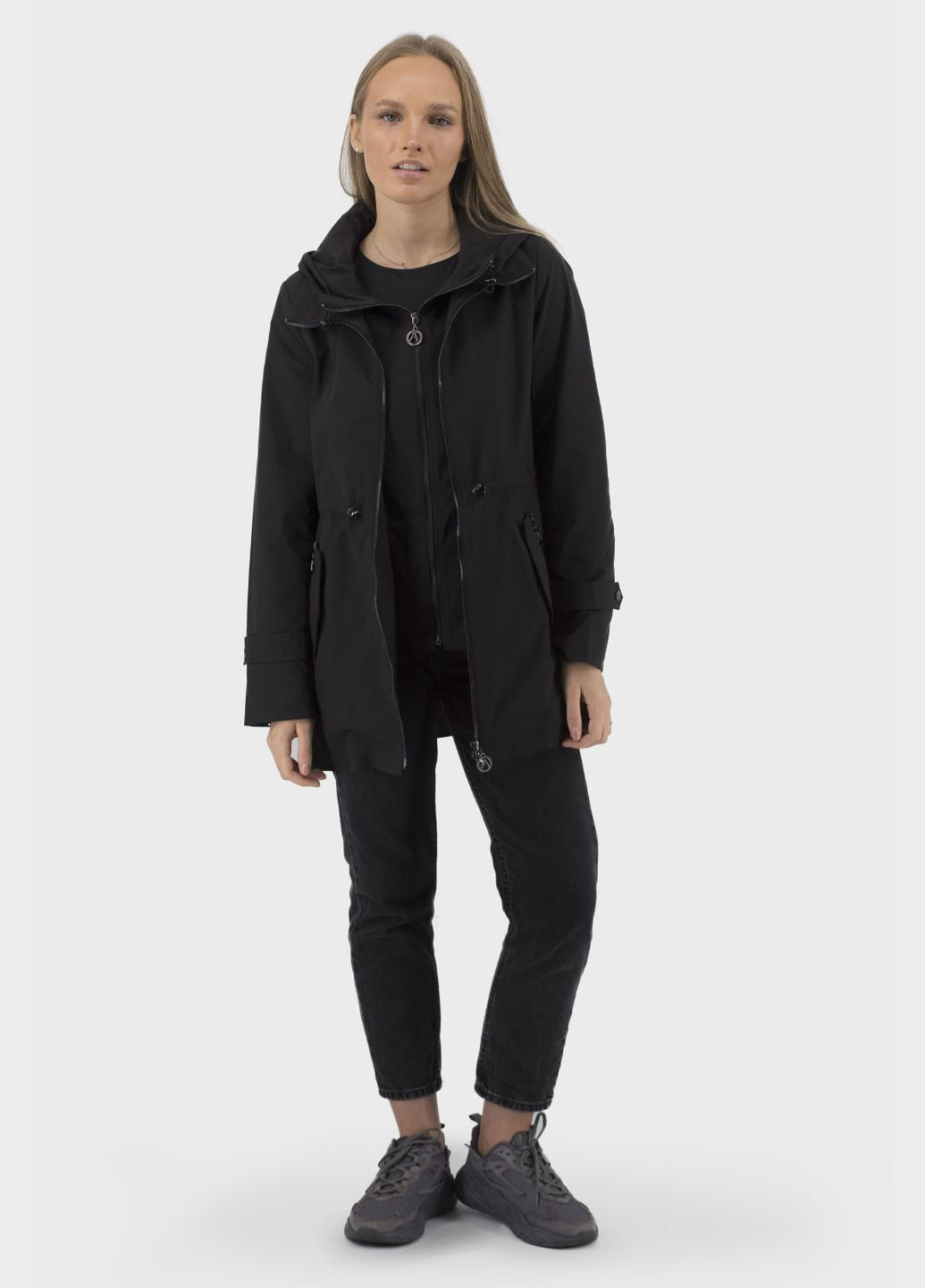 Чорна демісезонна жіноча однотонна вітровка чорна спортивна з капюшоном для весни (, ), 29941 Bella Bicchi