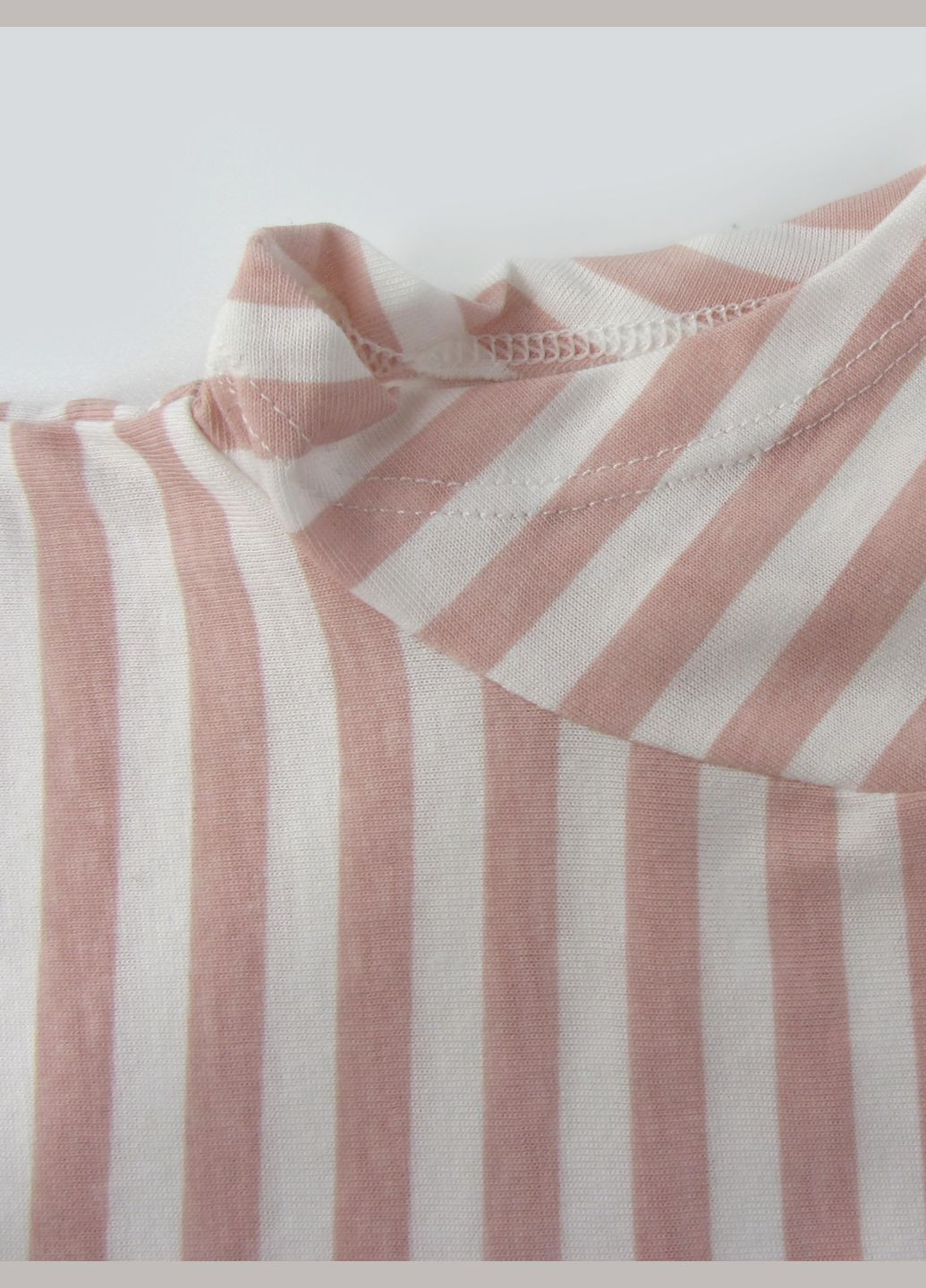 Розовая летняя футболка H&M