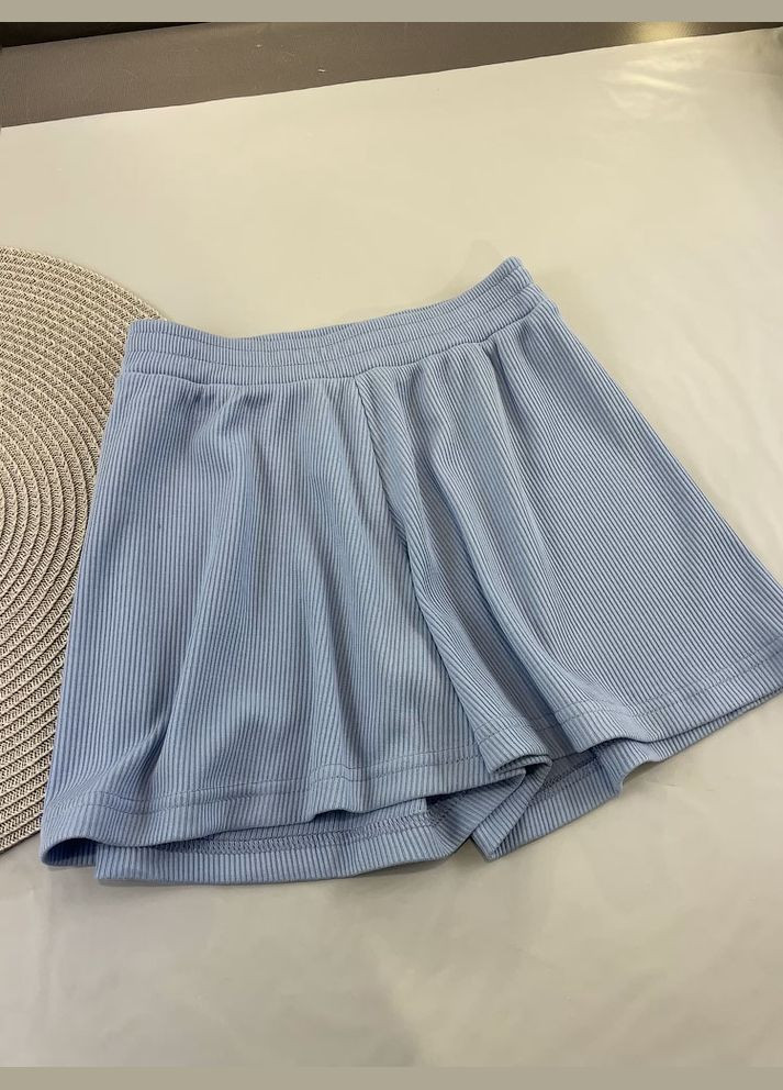 Голубой летний костюм топ и шорты в рубчик Mevis