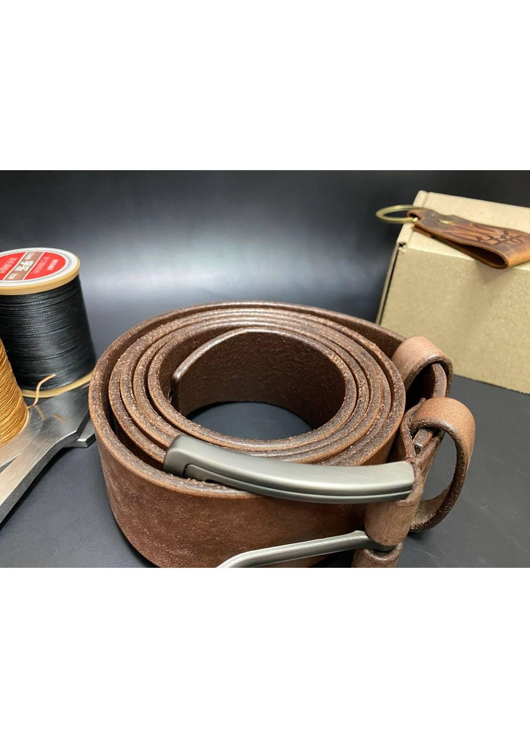 Шкіряний Ремінь Ручної Роботи із ПреміальноЇ Шкіри Набір + Брелок Коричневий Колір No Brand (358931145)