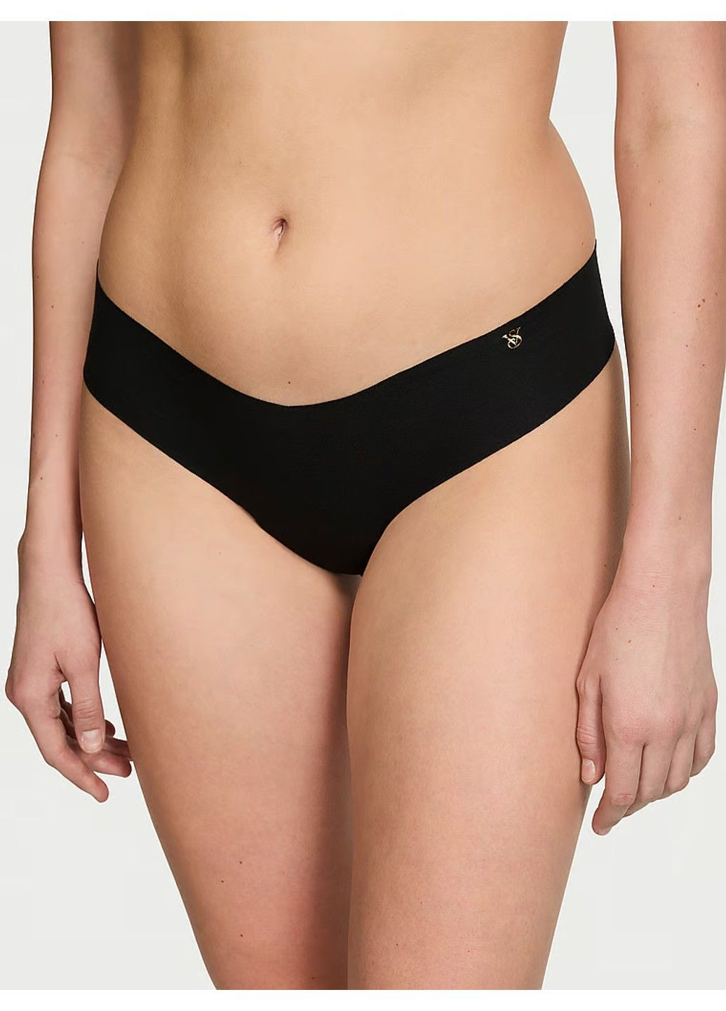 Трусики-стринги женские бесшовные No-Show Thong Panty черные Victoria's Secret (360818768)