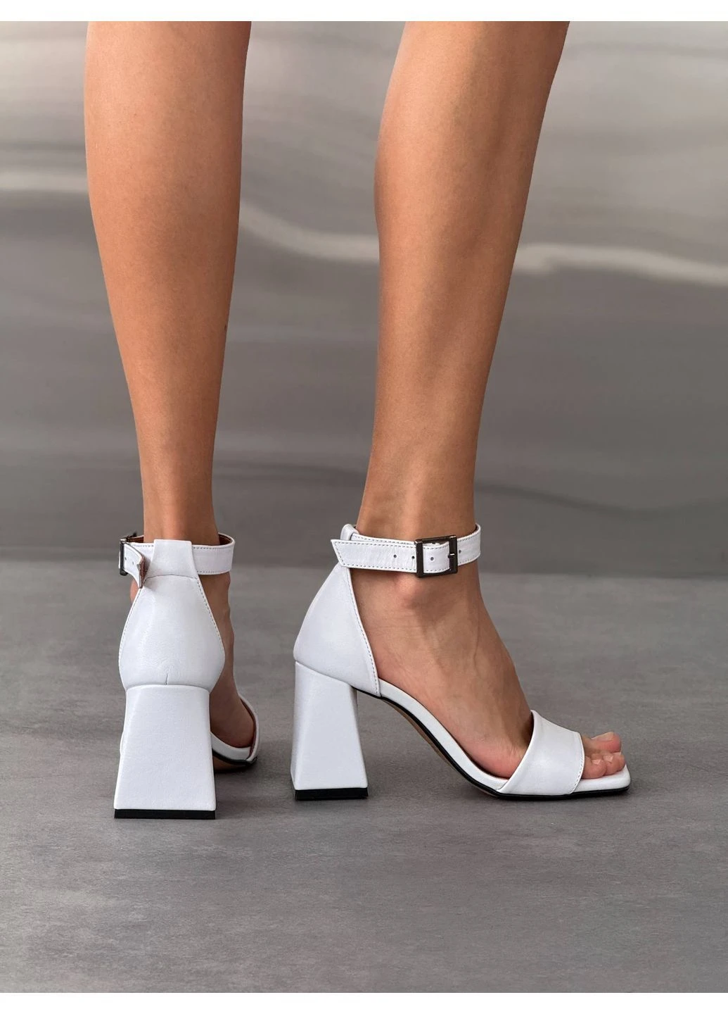 Белые белые босоножки No Brand