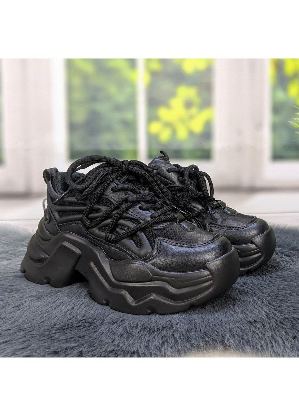 Чорні осінні кросівки дитячі для дівчинки на платформі Jong Golf