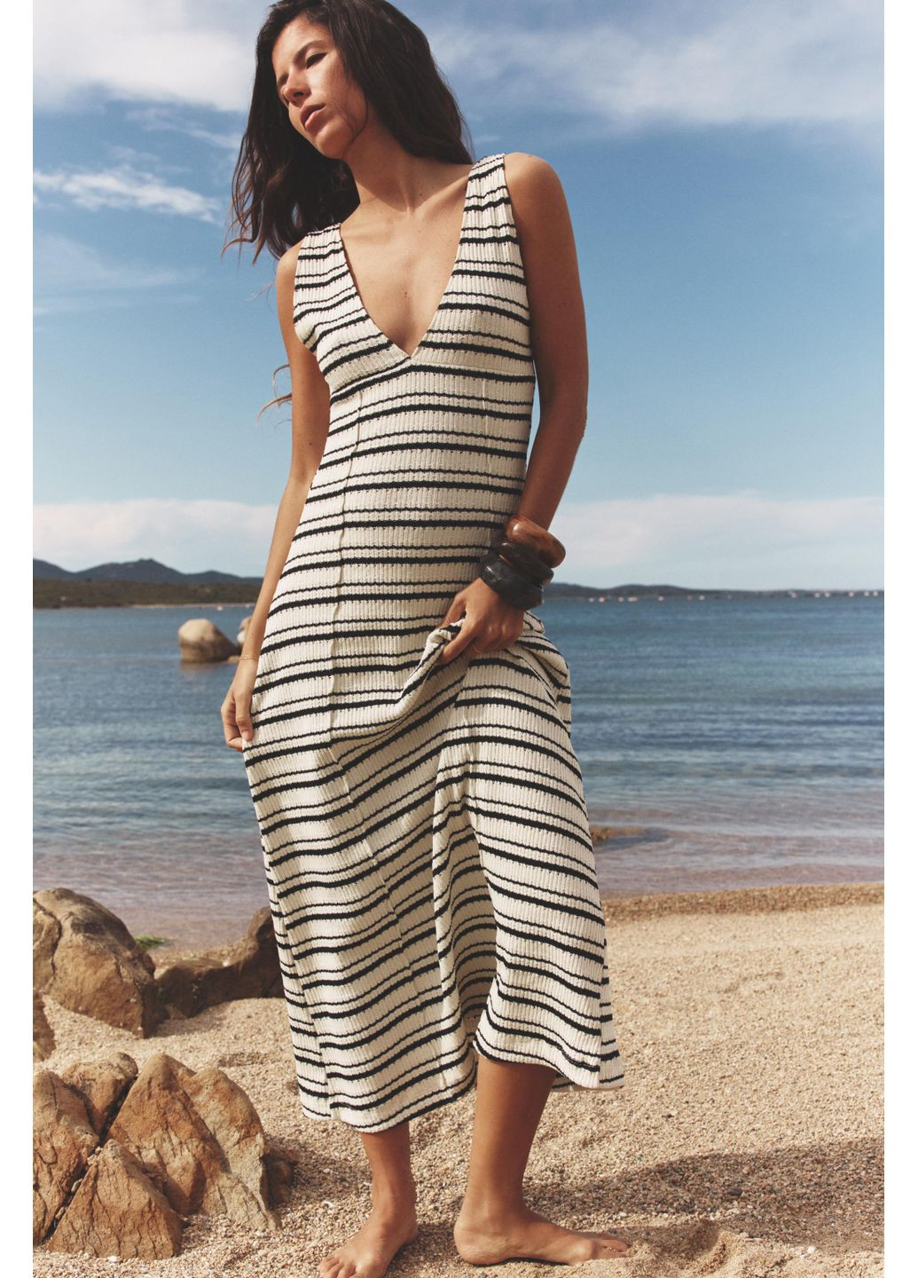 Комбінована сукня міді з домотканим ефектом Zara