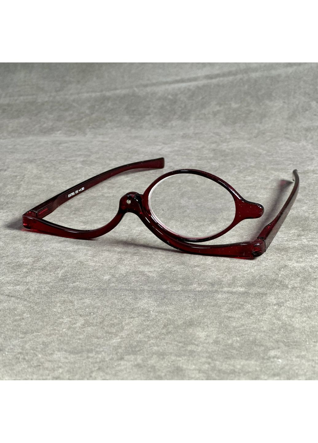 Окуляри для макіяжу з діоптріями та відкидною лінзою – точність макіяжу навіть при слабкому зорі. Код 2020 +1.25 No Brand (365833192)