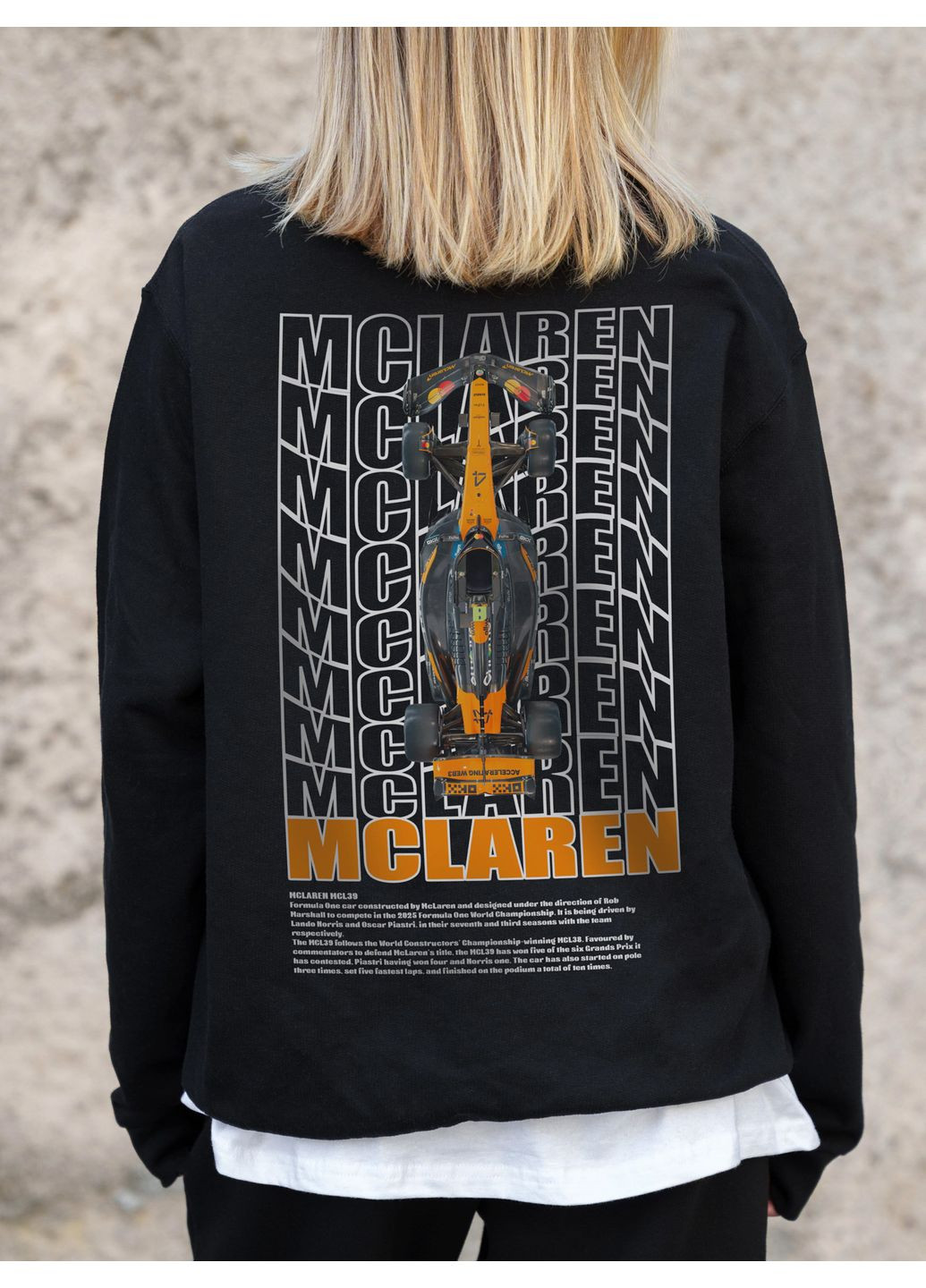 Чорний жіночий утеплений оверсайз світшот на флісі з принтом mclaren Without однотонний без декору (361680384)