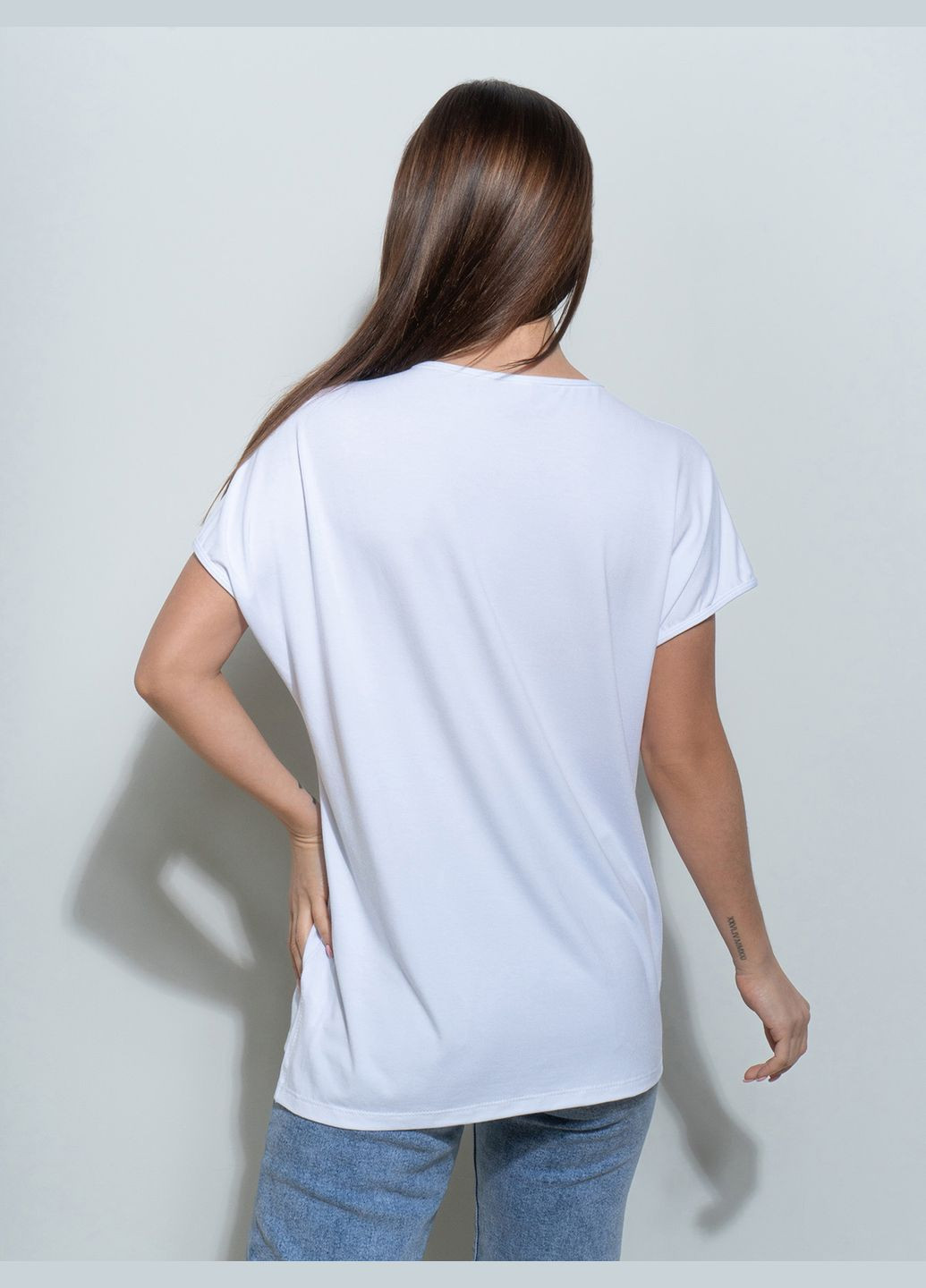Белая летняя футболки ISSA PLUS 14496