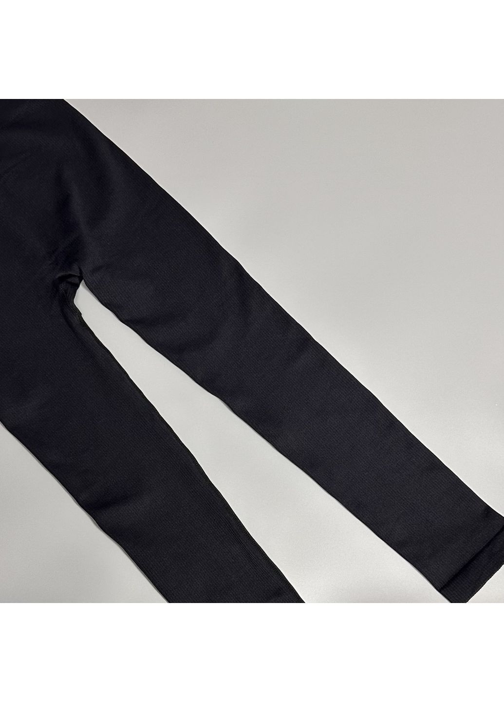 Женский спортивный комбинезон с длинным рукавом. No Brand чёрный