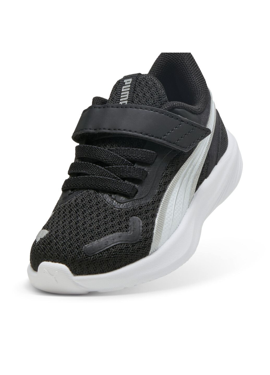 Чорні всесезонні дитячі кросівки pounce running shoes toddler Puma