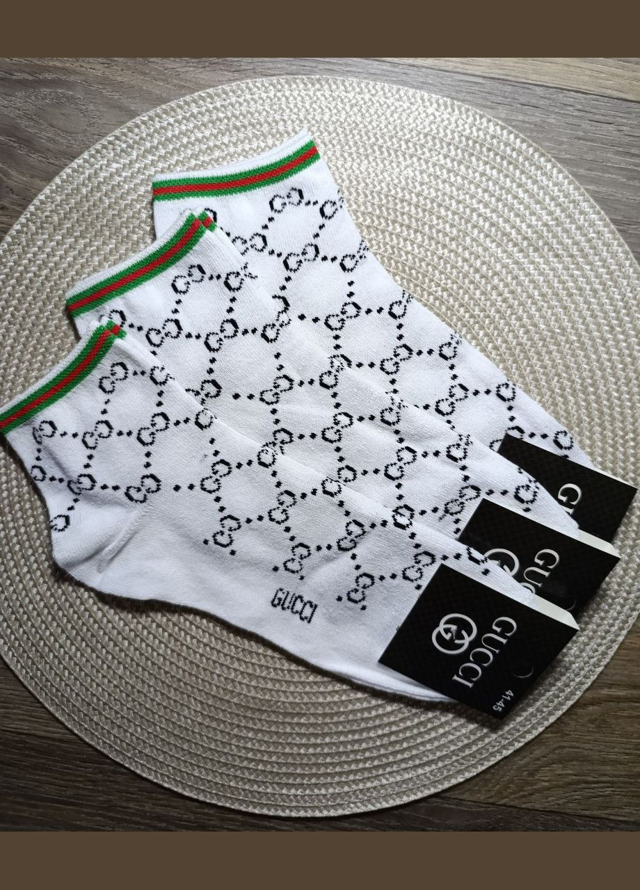 Белые носки мужские хлопчатобумажные.средние.отличное качество, очень хорошо носятся, стильные, практичные.производство – италия. с логотипами (333338738)