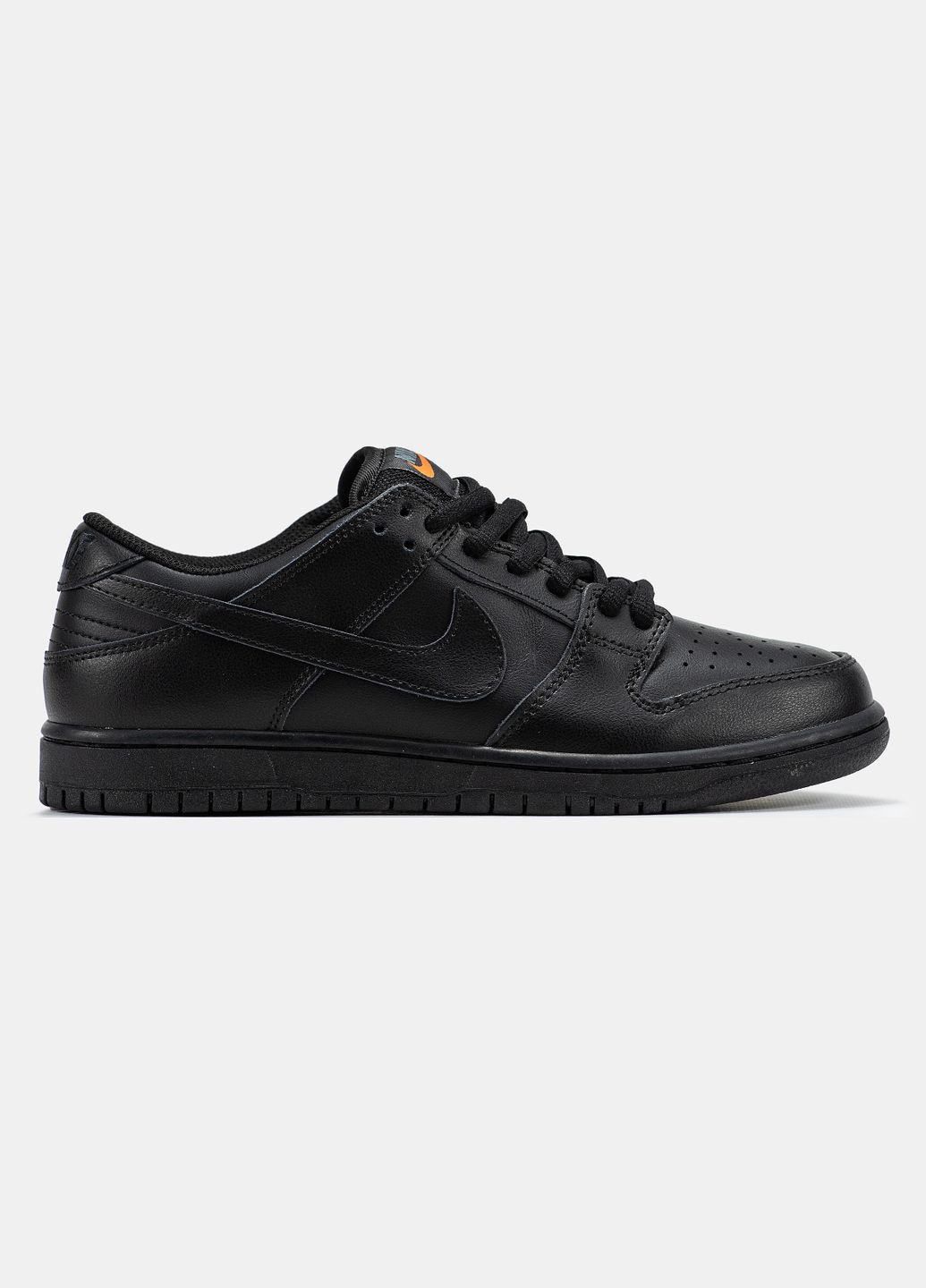 Черные демисезонные мужские и женские кроссовки nike sb dunk low total black leather | найк сб данк черные No Brand