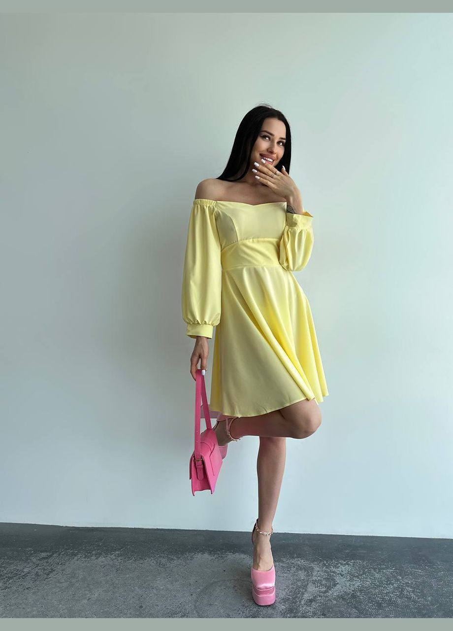 Желтое летнее платье из софта с бантиком на спине, легкое платье цвета банан на завязках и регулируемой талией No Brand