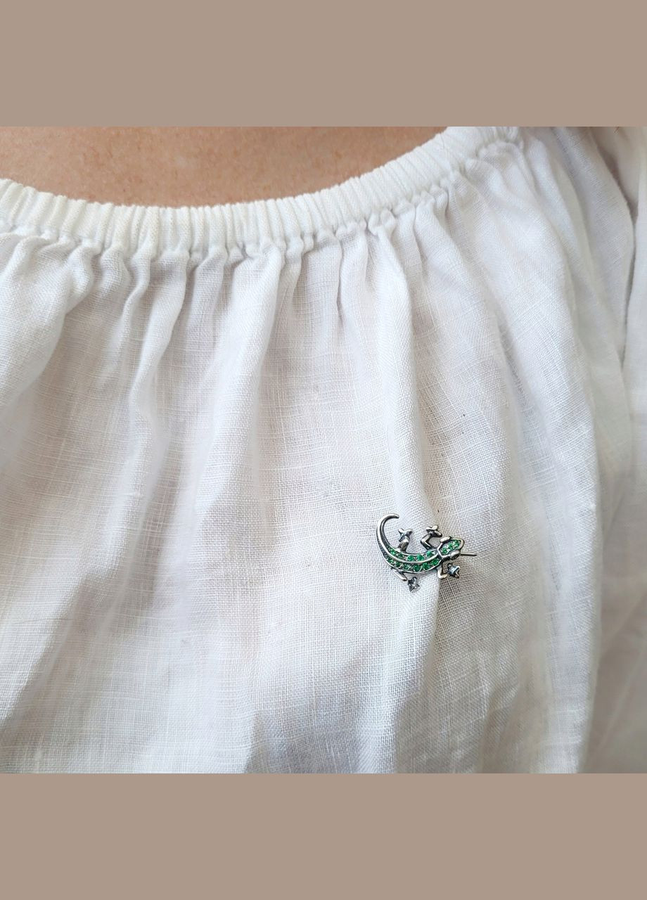 Серебряная Брошка Саламандра с зелеными камнями серебро 925 пробы Черненное 6049 2.30г No Brand (317206174)