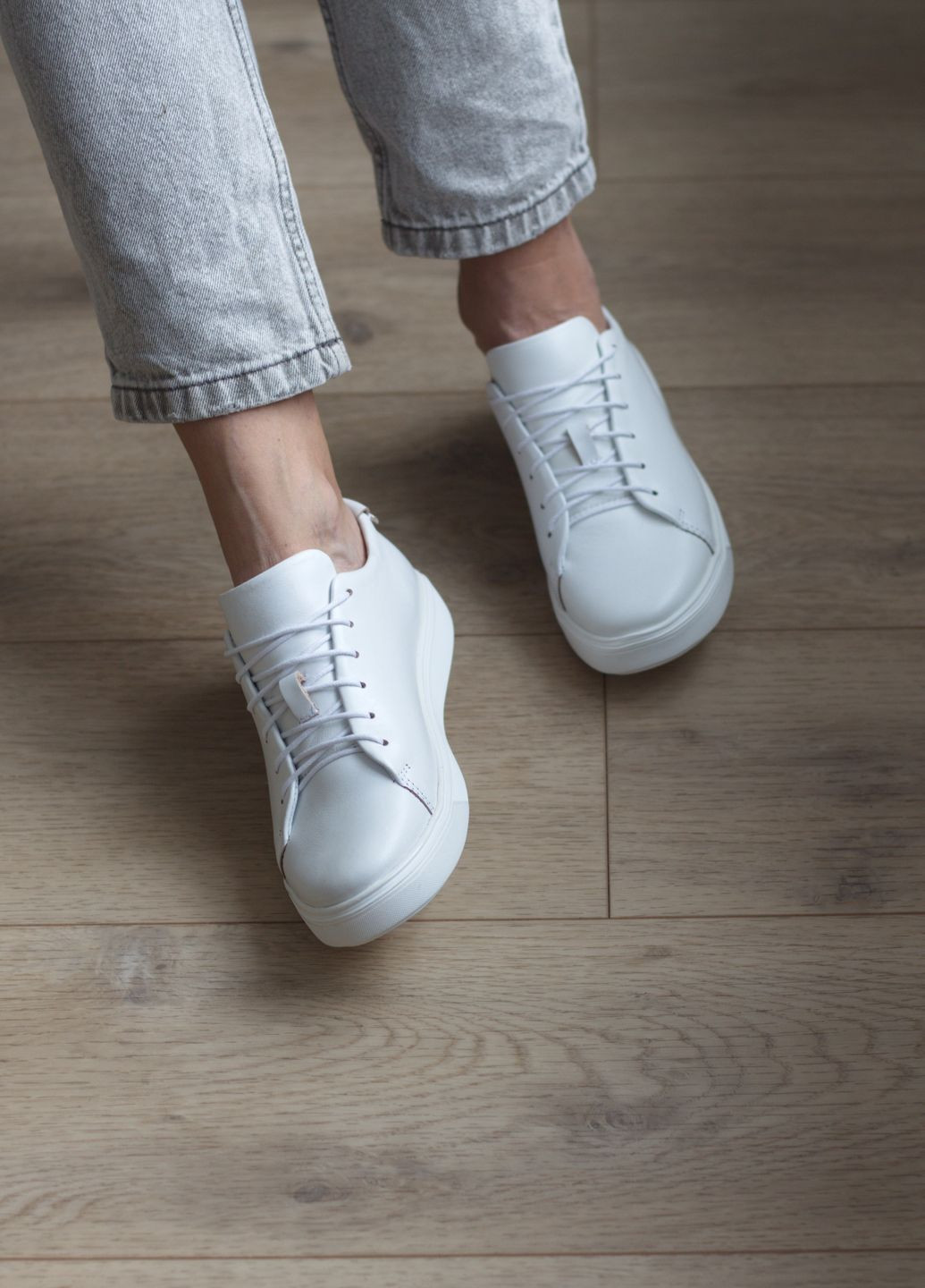 Білі кеди жіночі класичні з натуральної шкіри Zlett 3526