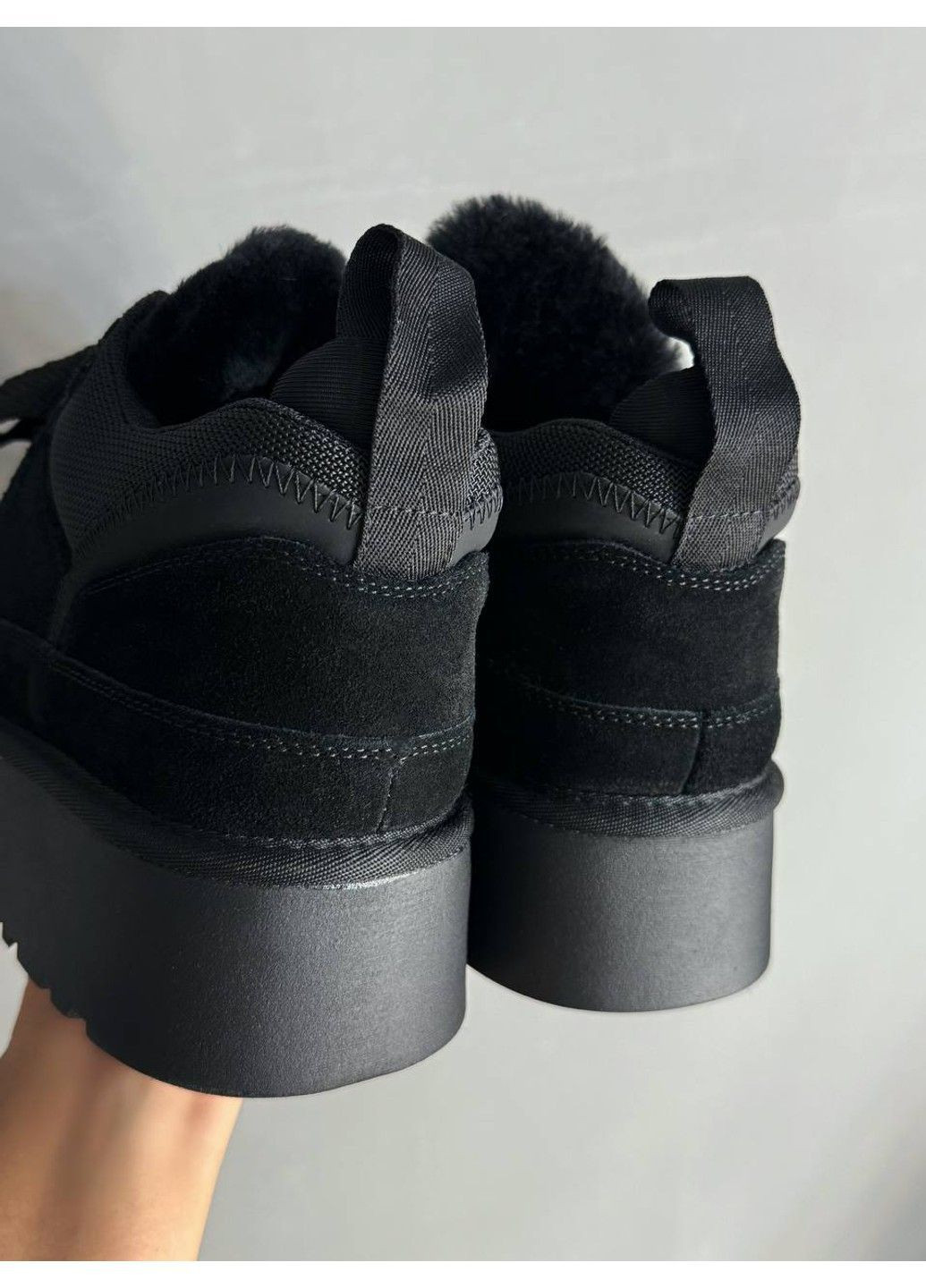 Черевики жіночі 275-1 уггі замшеві на платформі з хутром чорні Hengji (363448712)