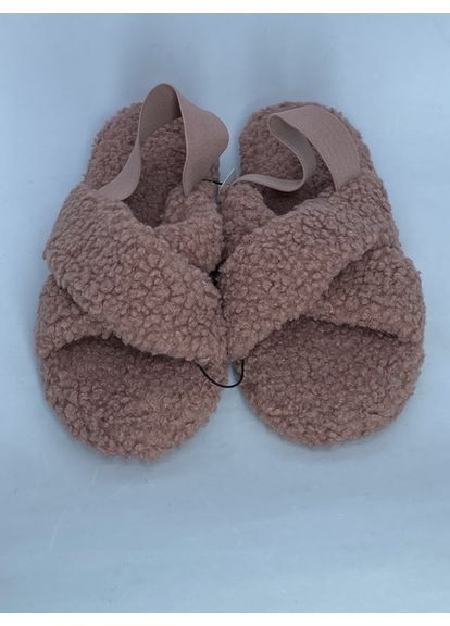 Пудровые шлепанцы-босоножки меховые Vira