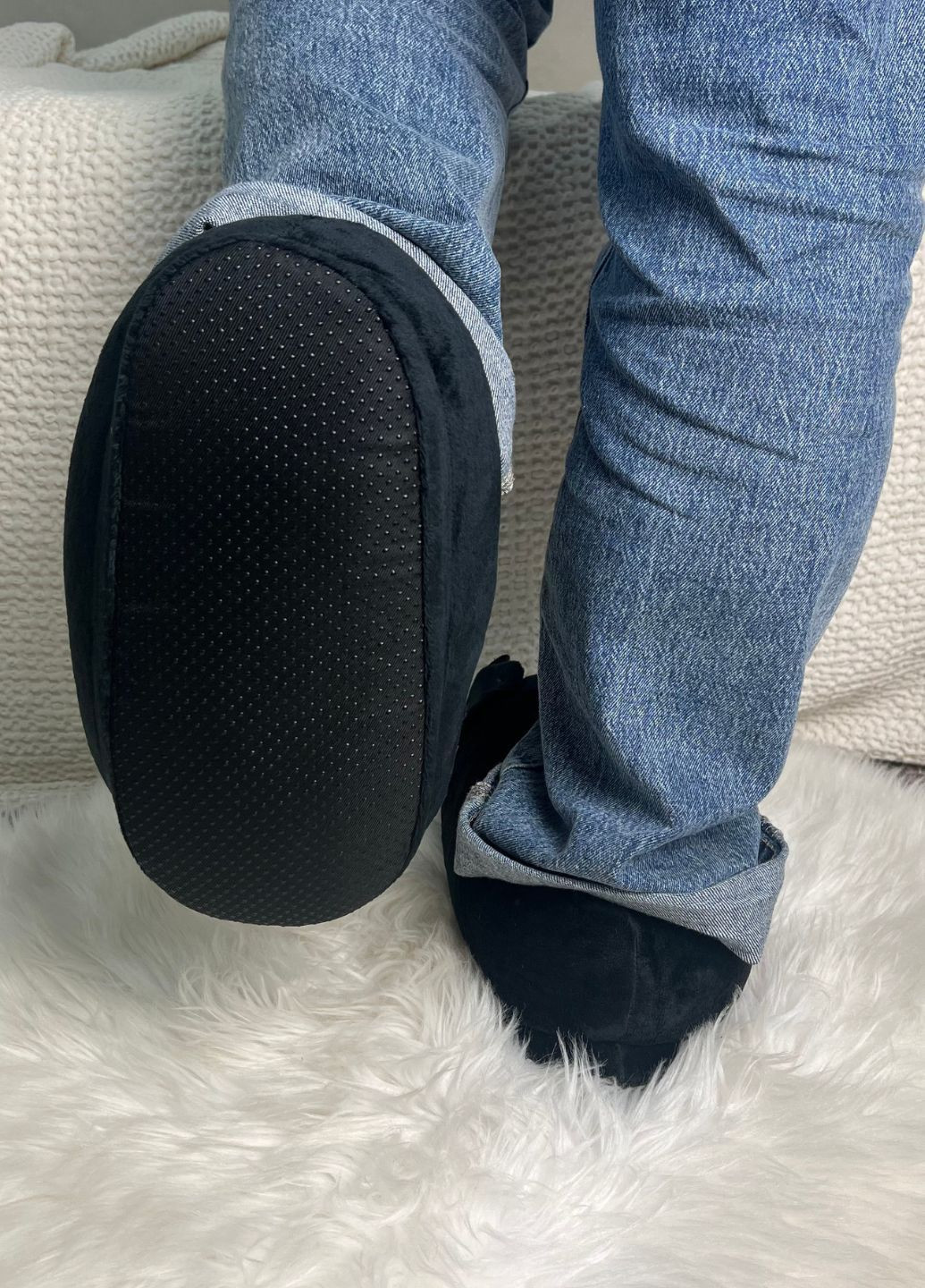 Черные плюшевые мужские тапочки kuromi с ушками нескользящая подошва My Kigu