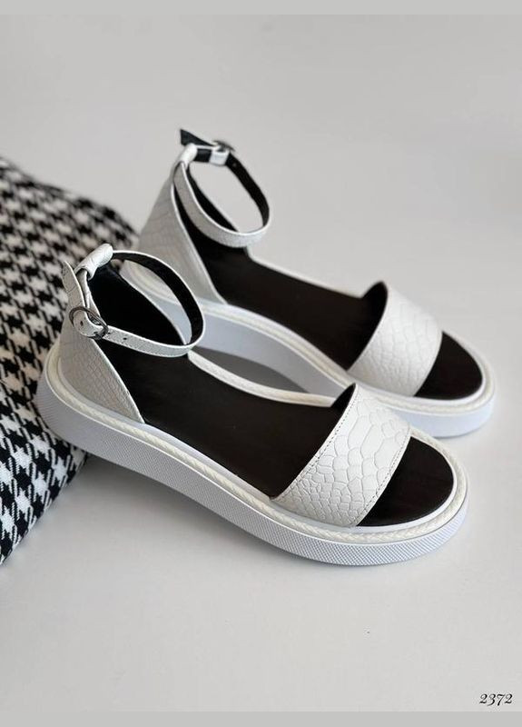 Білі шкіряні босоніжки Garti Petsy (296914163)