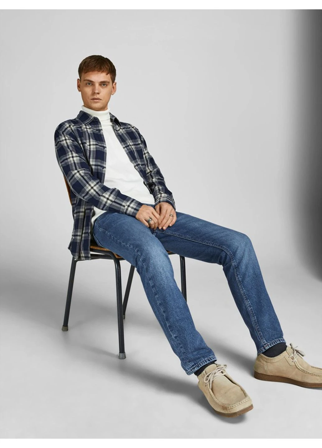 Голубые зимние прямые джинсы 7336379 голубой 33/32 jnj57 Jack & Jones