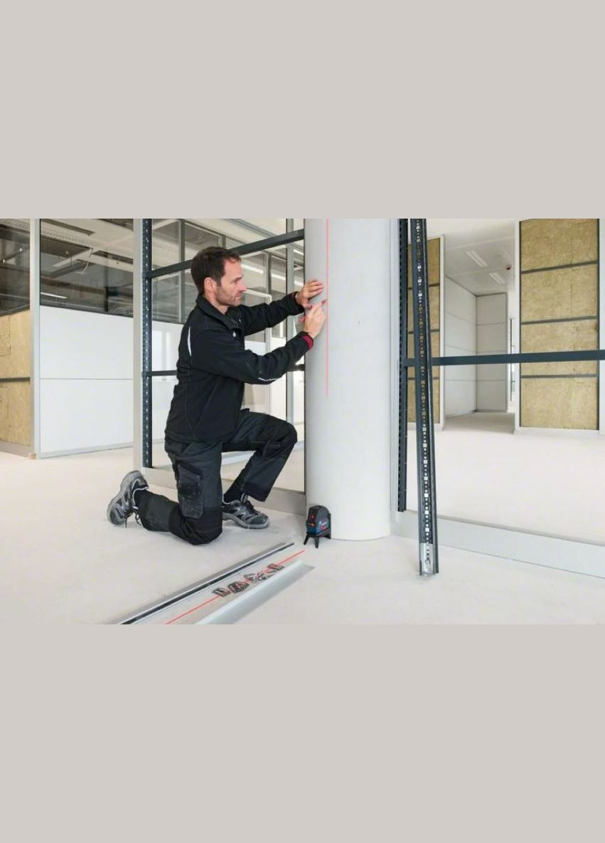 Линейный лазерный нивелир Professional GCL 2-15 (15 м) + держатель RM1 (24940) Bosch (323165840)