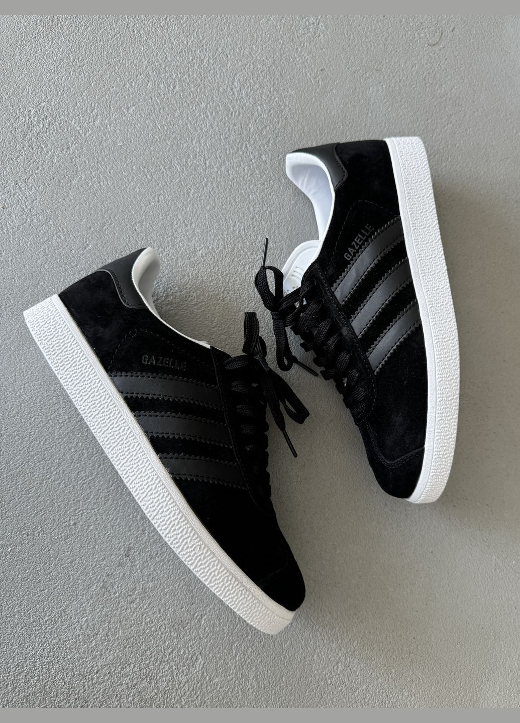 Черные демисезонные кроссовки мужские adidas gazelle black | адидас газель черные No Brand