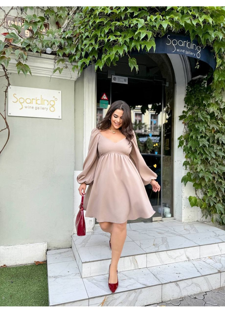 Бежевое коктейльное невероятное платье(замеры в описании) DK/DL Мода без кордонів однотонное