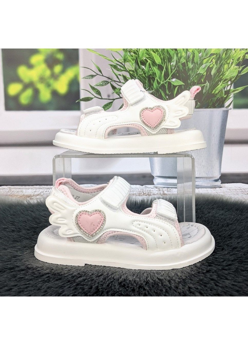 Белые босоножки детские для девочки белые на липучках Fashion