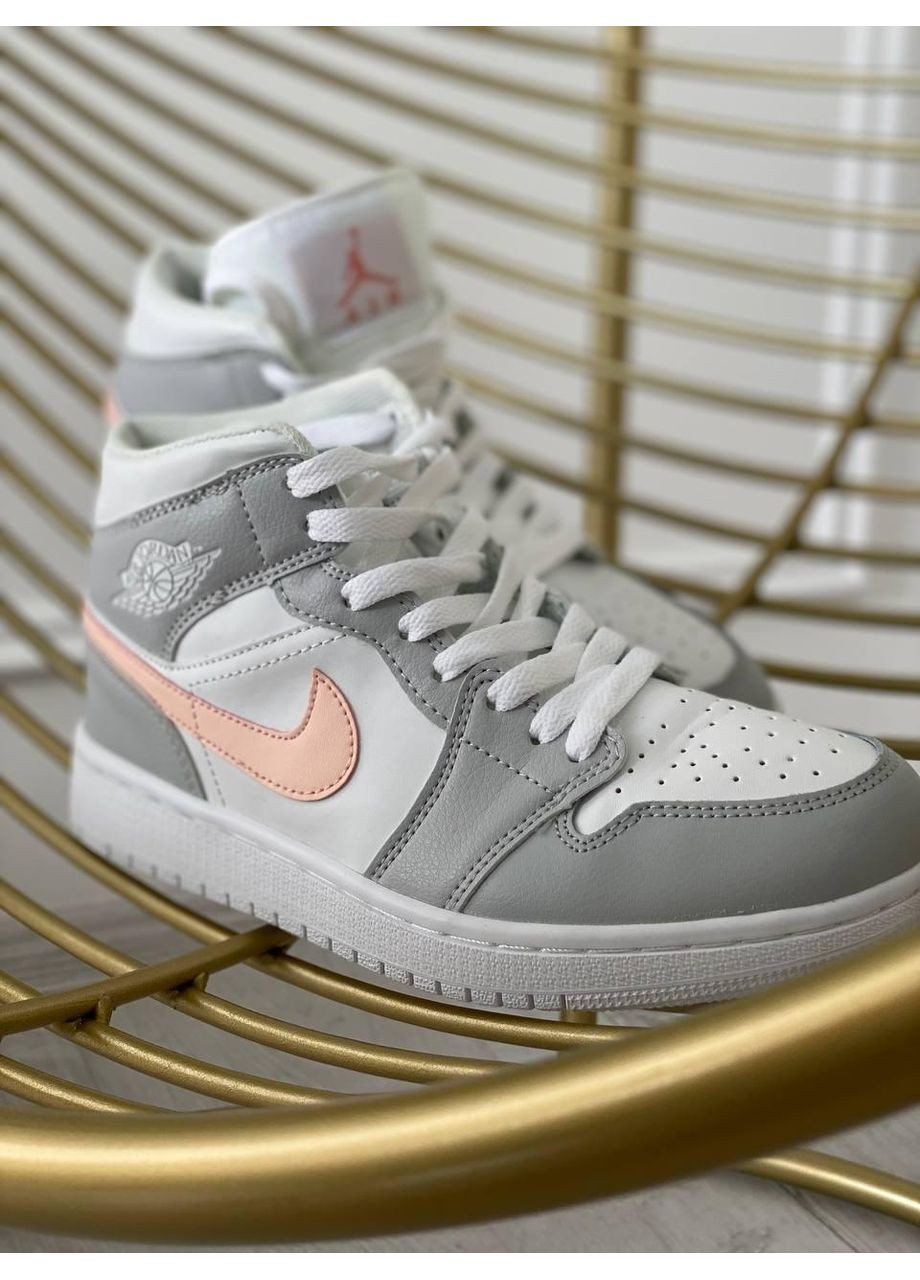 Розовые демисезонные кроссовки мужские nike air jordan 1 retro mid light grey shell pink найк аир джордан No Brand