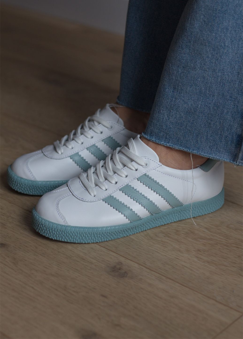 Кроссовки женские из натуральной кожи Газель Zlett 1212 белые демисезоны (317234925)