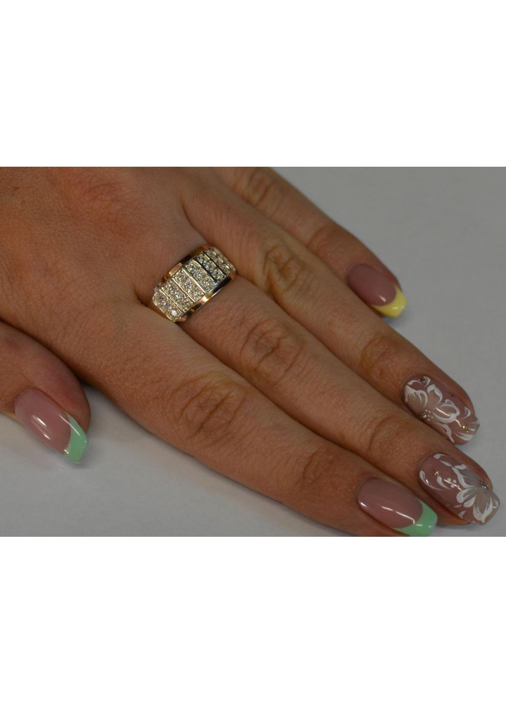 Срібна каблучка з золотими вставками Silver Style (367268427)