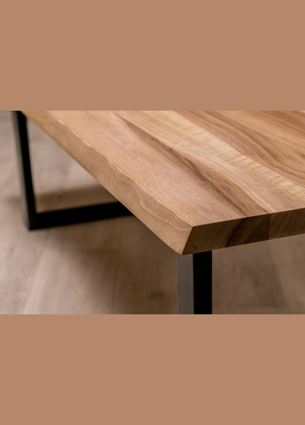 Кофейный стол с живыми краями M (орех) Чайный столик с стиле лофт EcoWalnut (294613520)