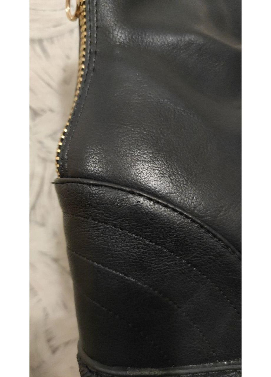 Черные демисезонная ботильоны женские черные демисезонные на танкетке No Brand Ботильони жіночі демісезонні