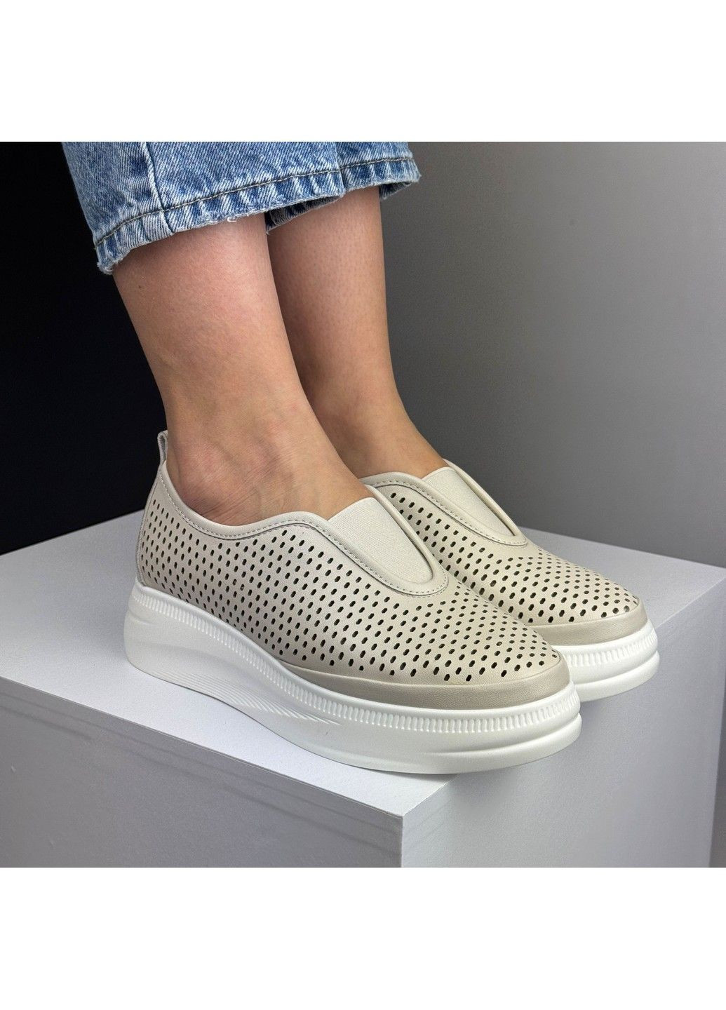 Бежевые 384 мокасины бежевые кожаные MD