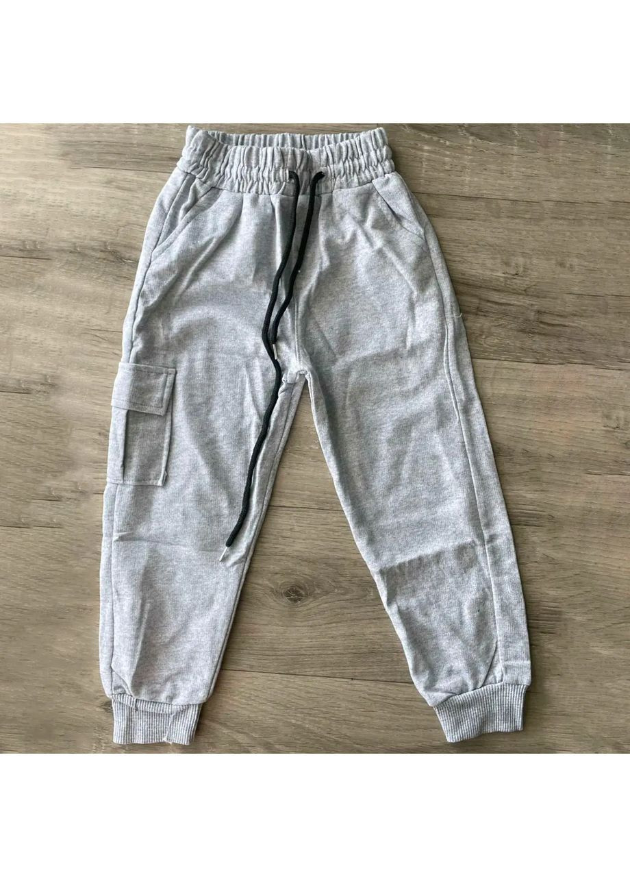 Сірі спортивні штани для хлопчика з кишенею-карго No Brand (362270488)