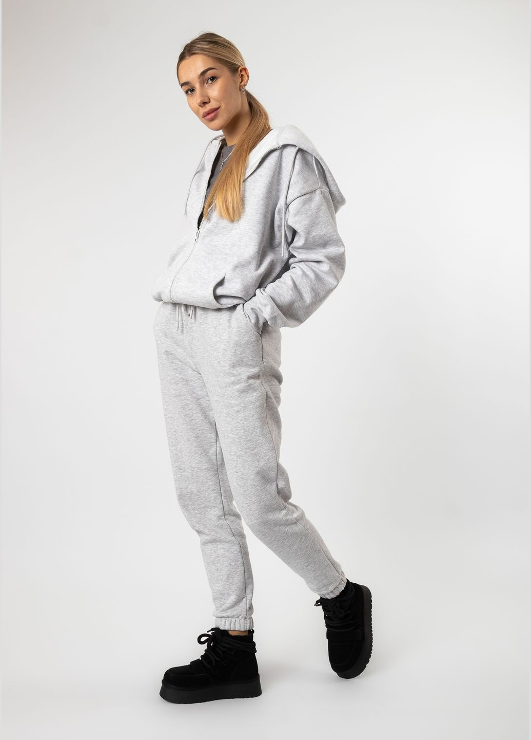 Уггі (1966Ц) SP Lion (329409298)