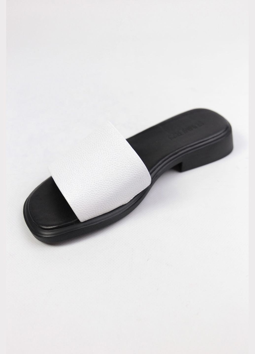 Шльопанці Benito (331606683)