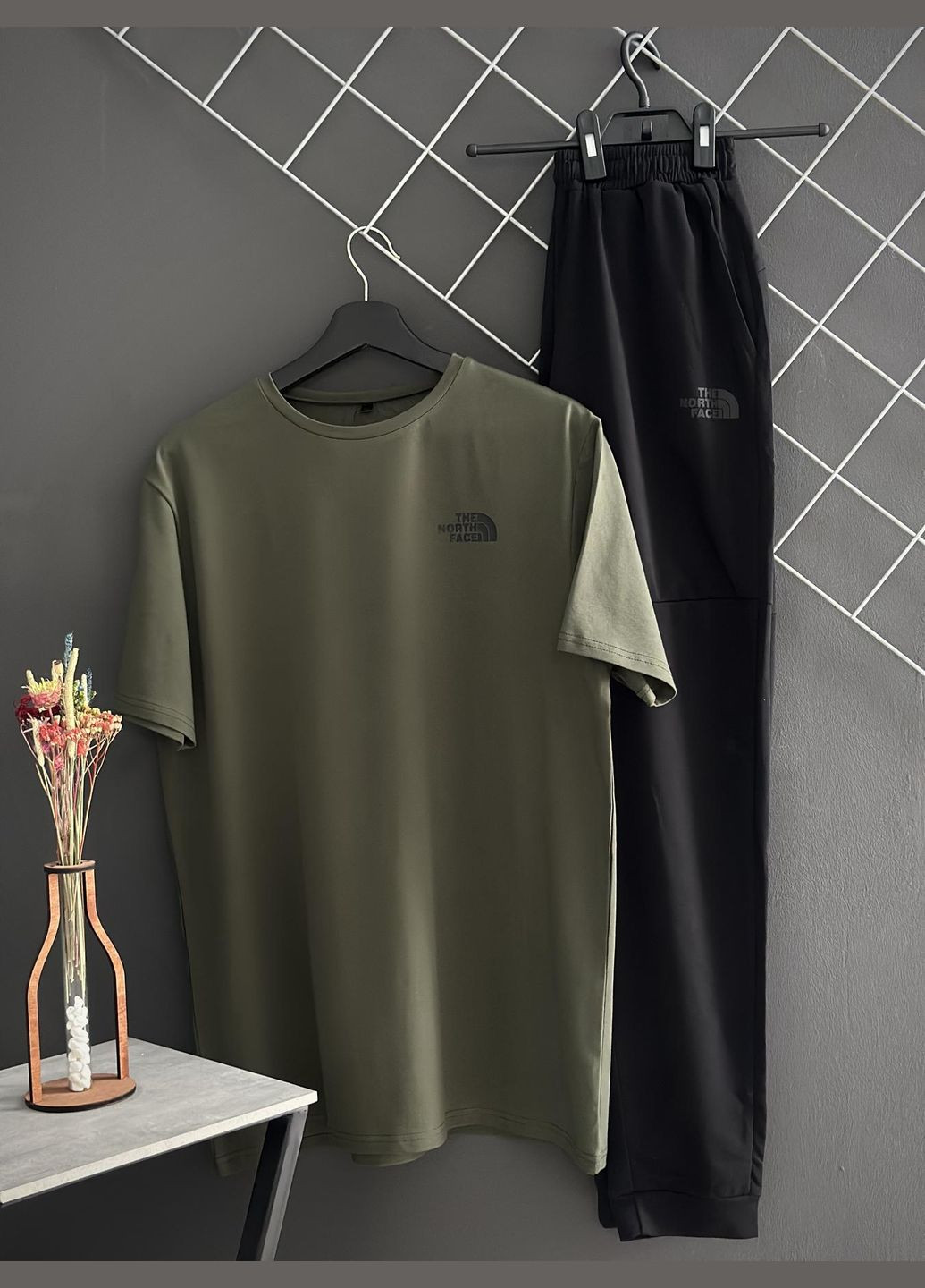 Брюки черные+ футболка хаки (весна/лето/осень) No Brand (316944550)