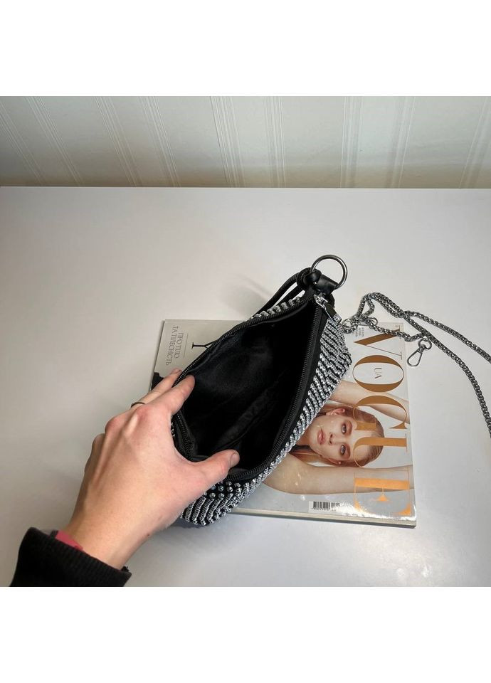 Праздничная сумка-багет в блестках серебряного цвета No Brand (362588096)