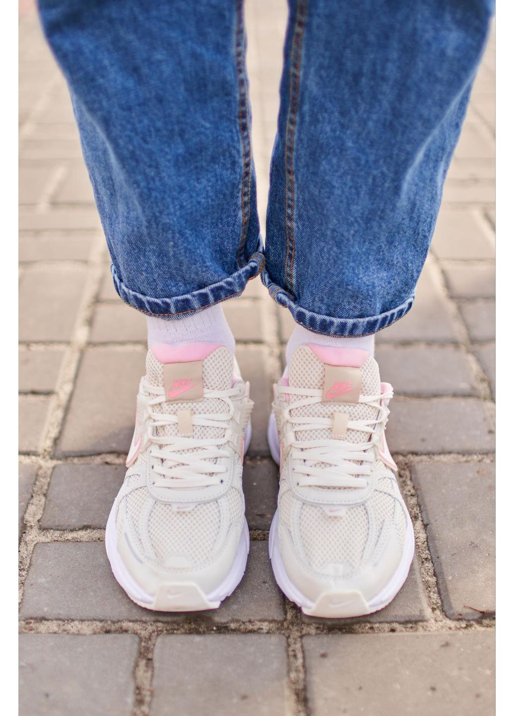 Розовые демисезонные кроссовки мужские nike runtekk beige pink найк в2к рантекк No Brand