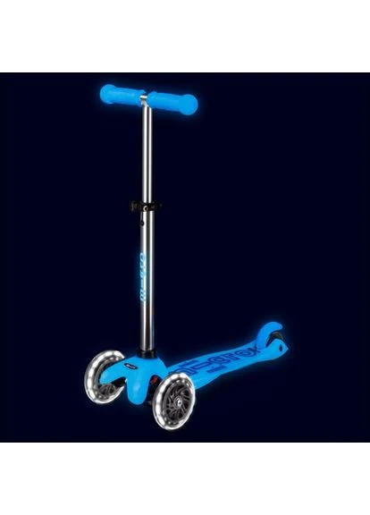 Трехколесный самокат Micro 30х11х6 см синий пластик 2 кг No Brand Mini Deluxe Glow LED (400878381)