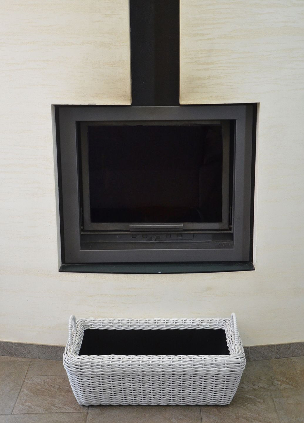 Корзина прямоугольная для дров (дровница) плетенная из искусственного ротанга ручной работы. Цвет Белая береза. 45 литров Handmade (327878873)