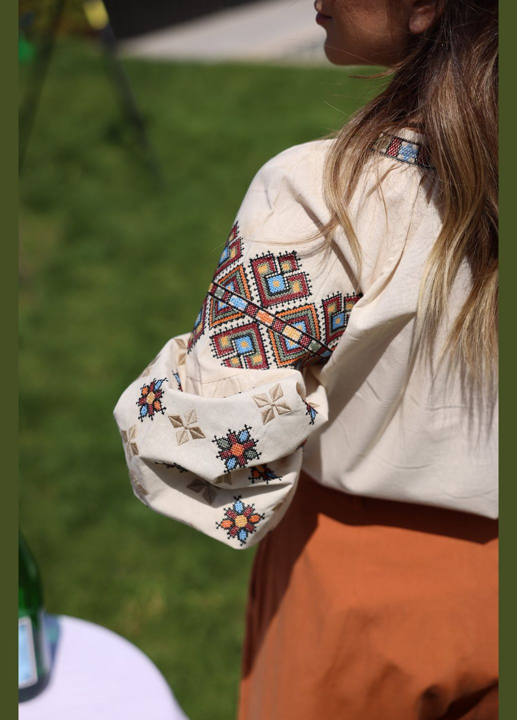 Бежевая женская вышитая рубашка "мозаика" ESQ хлопок органический (332164878)