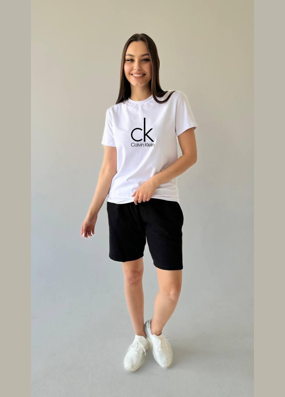 Стильна жіноча футболка прямого крою з лого Vakko - (324102386)