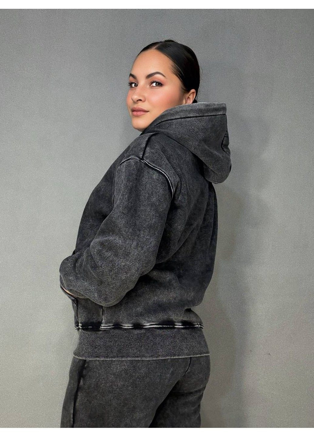 Костюм жіночий Joy One 2166-11 утеплений варений худі зі штанами палаццо чорний No Brand (369528078)