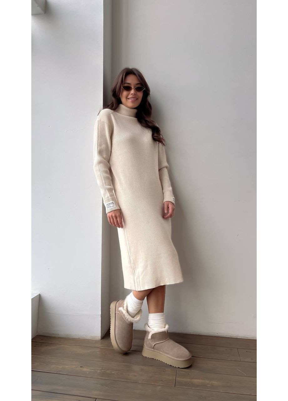 Светло-бежевое спортивное, повседневный платье Україна однотонное