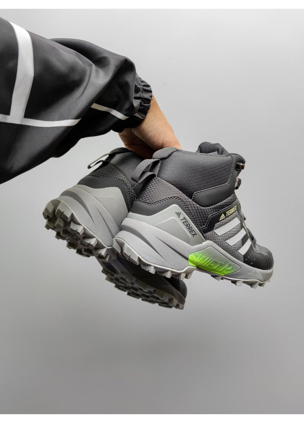 КРОСІВКИ ЖІНОЧІ ADIDAS TERREX HIGH GREY GREEN АДІДАС No Brand сірі демісезони (369391681)